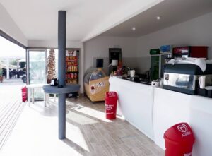 Bar Mobile su ruote in Fibrocemento omologato da 54 mq. -14434